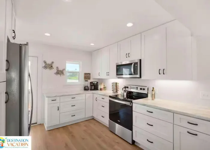 Ocean View Getaway Steps To Gulf Family-Friendly 3Br